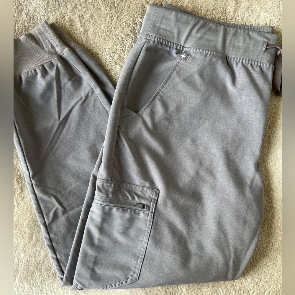 Gray Zamora Figs